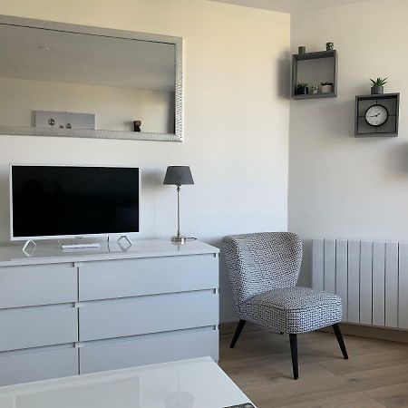 Les Marinas Port Довиль Экстерьер фото